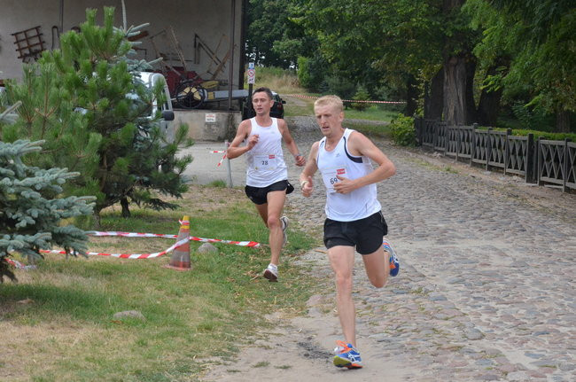 Jeziorki - nie tylko dla koni (zdjęcia)