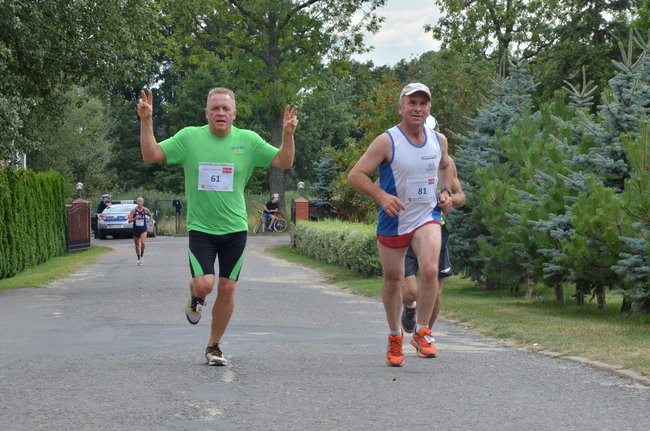 Jeziorki - nie tylko dla koni (zdjęcia)