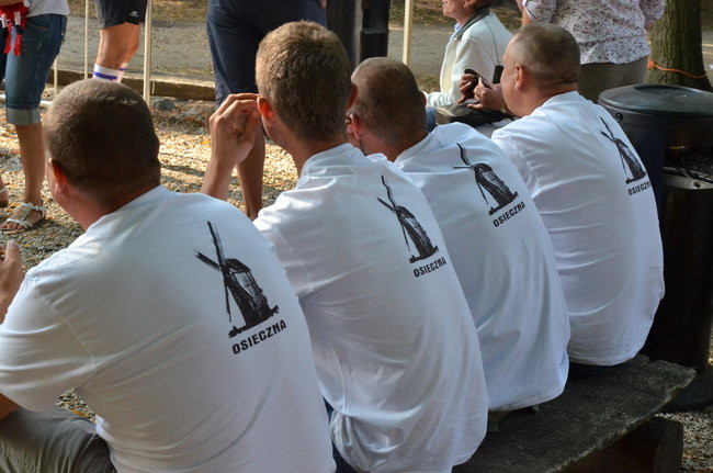 Jeziorki - nie tylko dla koni (zdjęcia)