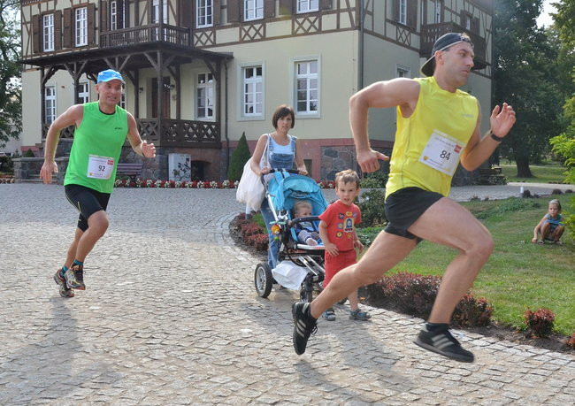 Jeziorki - nie tylko dla koni (zdjęcia)