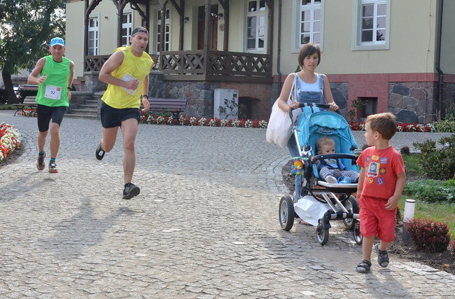 Jeziorki - nie tylko dla koni (zdjęcia)
