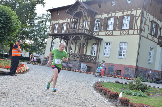 Jeziorki - nie tylko dla koni (zdjęcia)