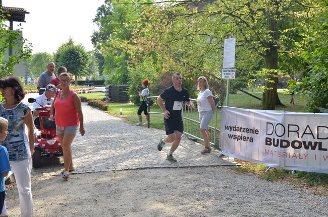 Jeziorki - nie tylko dla koni (zdjęcia)