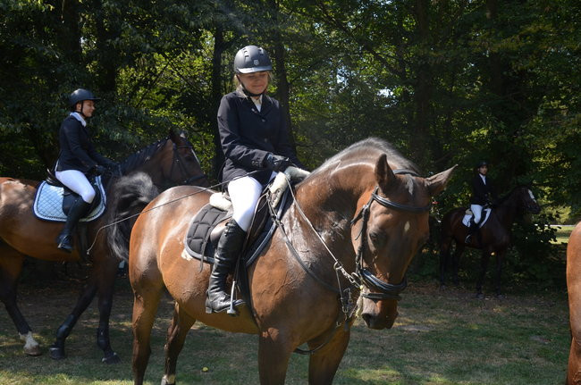 W Jeziorkach częstowano chlebem (zdjęcia)