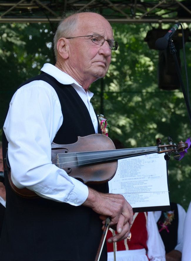 W Jeziorkach częstowano chlebem (zdjęcia)