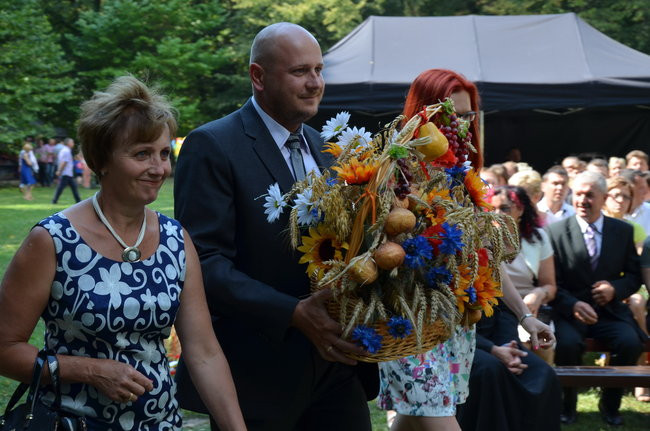 W Jeziorkach częstowano chlebem (zdjęcia)