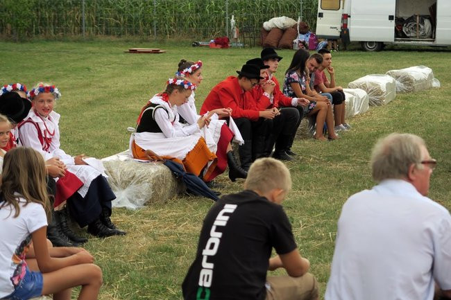 Świętowanie w Lasotkach (wideo i zdjęcia)