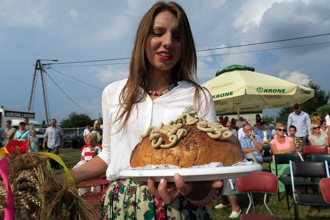 Świętowanie w Lasotkach (wideo i zdjęcia)