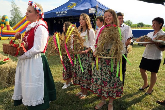Świętowanie w Lasotkach (wideo i zdjęcia)