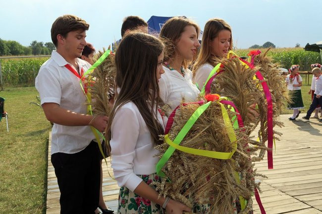 Świętowanie w Lasotkach (wideo i zdjęcia)