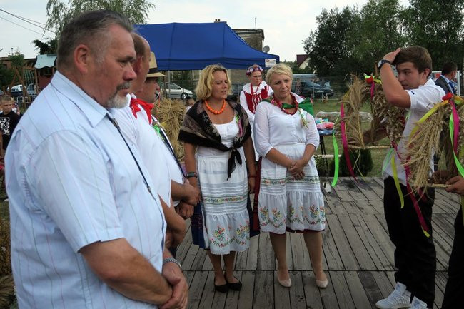 Świętowanie w Lasotkach (wideo i zdjęcia)