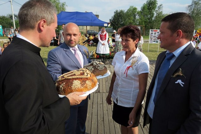 Świętowanie w Lasotkach (wideo i zdjęcia)