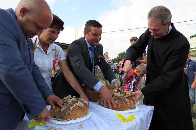 Świętowanie w Lasotkach (wideo i zdjęcia)