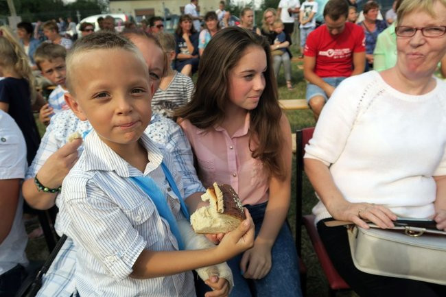 Świętowanie w Lasotkach (wideo i zdjęcia)