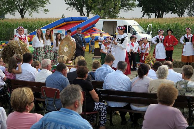 Świętowanie w Lasotkach (wideo i zdjęcia)