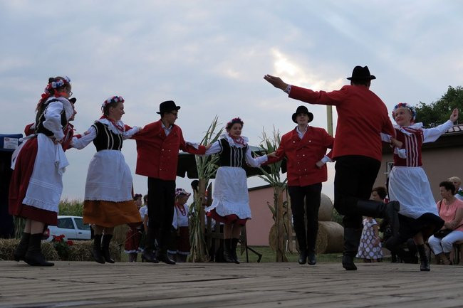 Świętowanie w Lasotkach (wideo i zdjęcia)