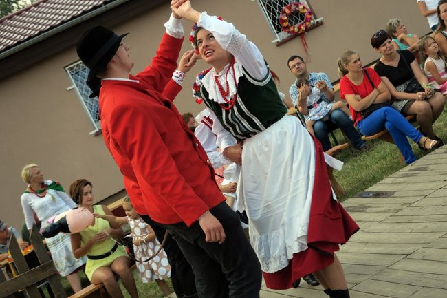 Świętowanie w Lasotkach (wideo i zdjęcia)