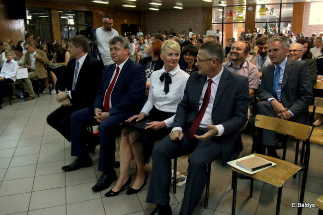Gimnazjum nr 4 zmieniło nazwę (zdjęcia)