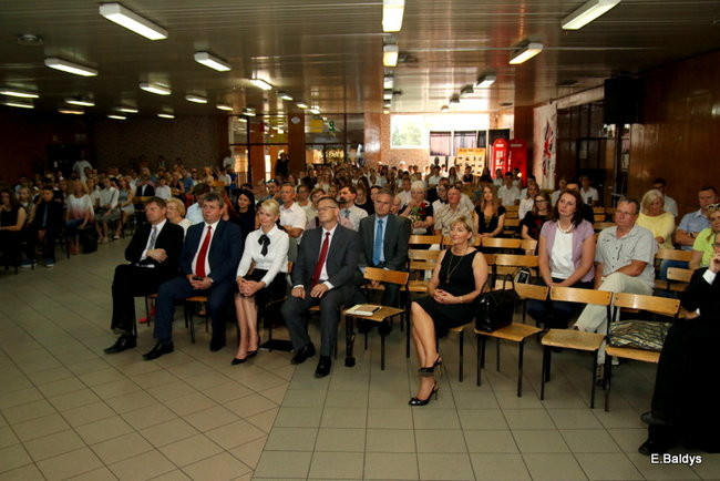 Gimnazjum nr 4 zmieniło nazwę (zdjęcia)