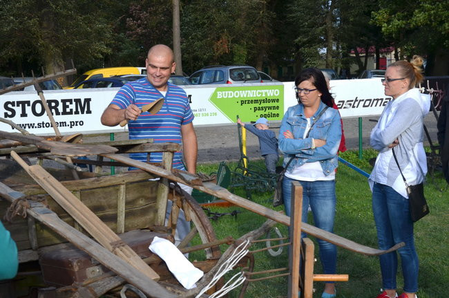 Częstowali i bawili w klimacie dawnej wsi (zdjęcia)