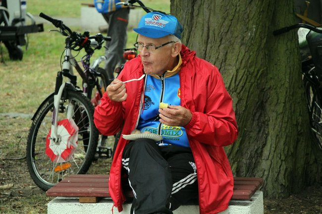 Święto Pieczonego Ziemniaka pod znakiem deszczu (dźwięk i zdjęcia)