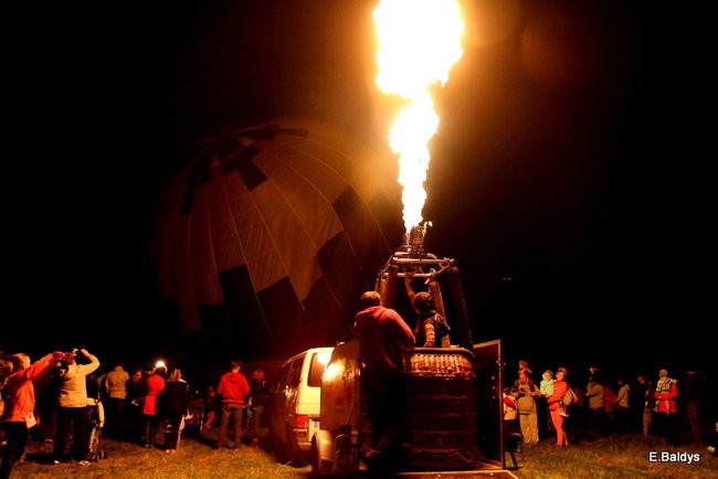 Pogoda nie sprzyja balonom (zdjęcia)