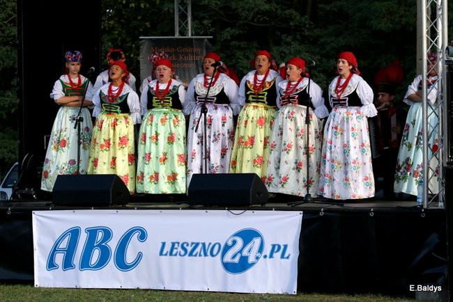 Słoneczne pożegnanie lata pod wiatrakami (zdjęcia)