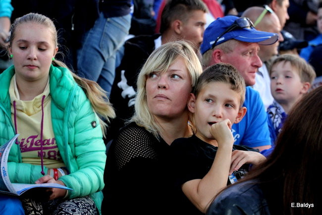 Nie milkną komentarze po niedzielnym meczu (dużo zdjęć)