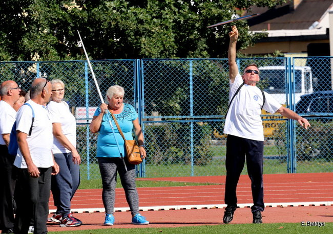 Olimpiada seniorów na stadionie (zdjęcia)