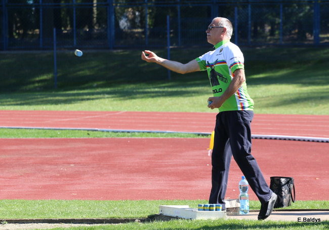 Olimpiada seniorów na stadionie (zdjęcia)
