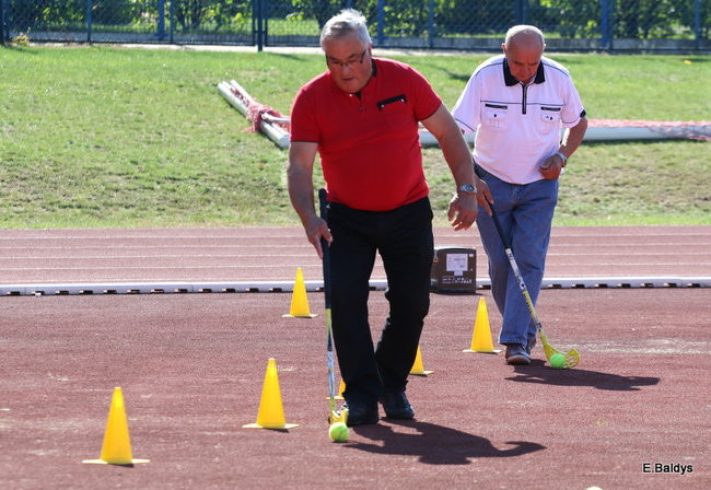 Olimpiada seniorów na stadionie (zdjęcia)