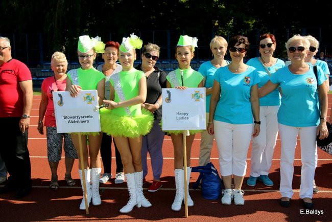Olimpiada seniorów na stadionie (zdjęcia)
