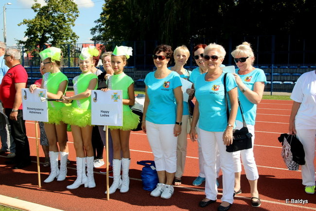 Olimpiada seniorów na stadionie (zdjęcia)