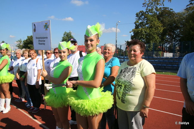 Olimpiada seniorów na stadionie (zdjęcia)