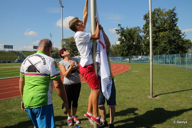 Olimpiada seniorów na stadionie (zdjęcia)