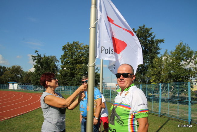 Olimpiada seniorów na stadionie (zdjęcia)