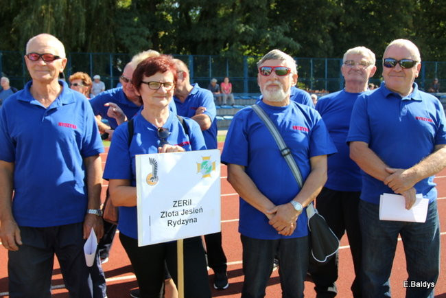 Olimpiada seniorów na stadionie (zdjęcia)