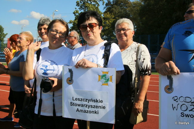 Olimpiada seniorów na stadionie (zdjęcia)