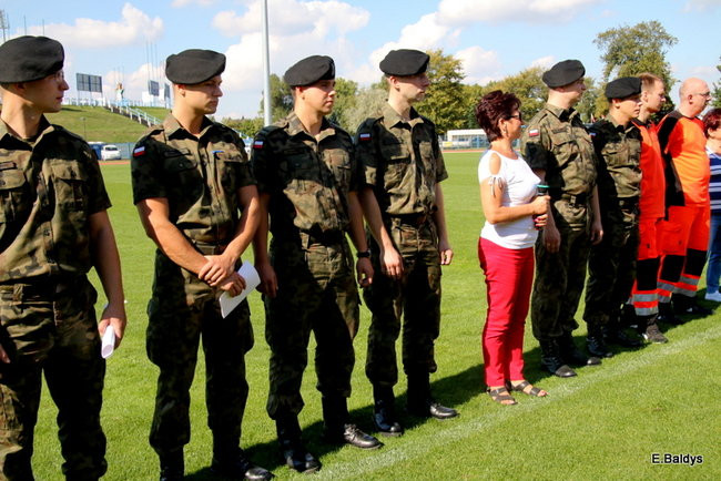 Olimpiada seniorów na stadionie (zdjęcia)