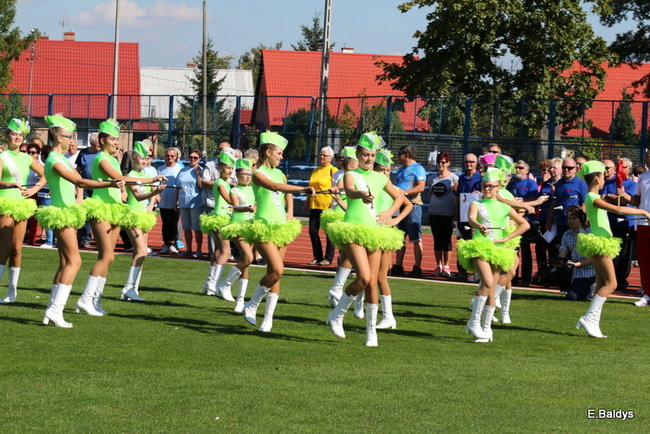 Olimpiada seniorów na stadionie (zdjęcia)