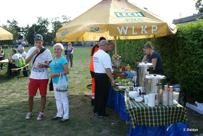 Olimpiada seniorów na stadionie (zdjęcia)