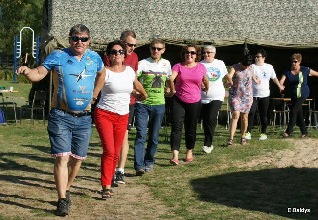 Olimpiada seniorów na stadionie (zdjęcia)