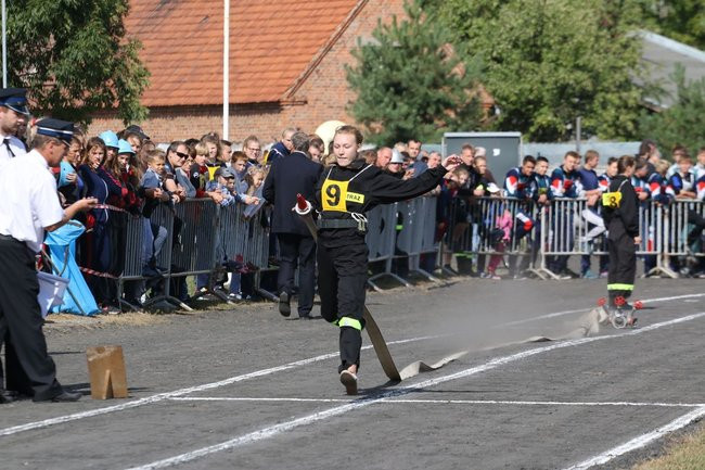 Święciechowę opanowali strażacy (zdjęcia)