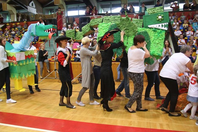 Przedszkolaki opanowały halę Trapez (zdjęcia)