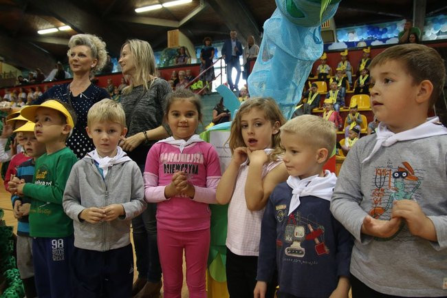 Przedszkolaki opanowały halę Trapez (zdjęcia)