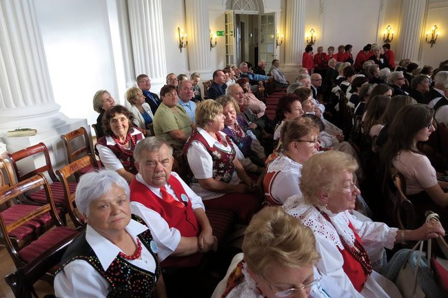 Śpiewanie w rydzyńskim zamku (zdjęcia)