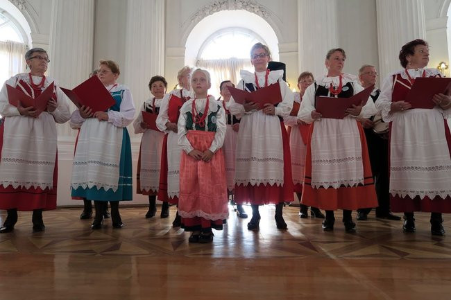 Śpiewanie w rydzyńskim zamku (zdjęcia)
