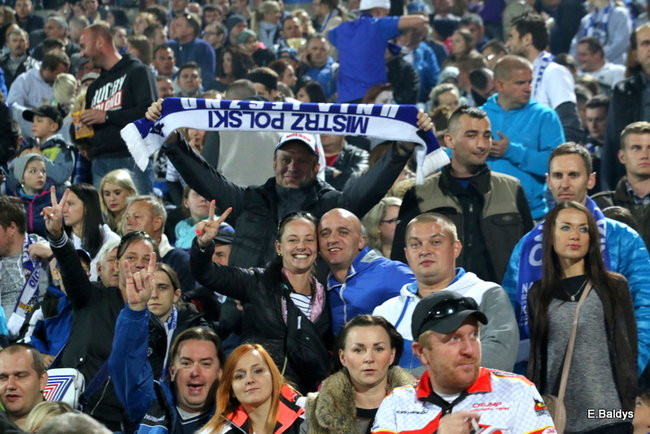 Poszukaj się wśród kibiców (zdjęcia)