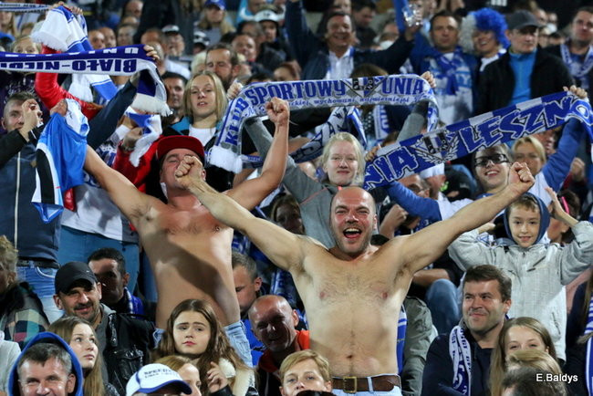 Poszukaj się wśród kibiców (zdjęcia)
