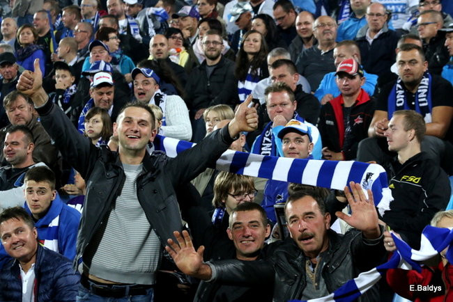 Poszukaj się wśród kibiców (zdjęcia)
